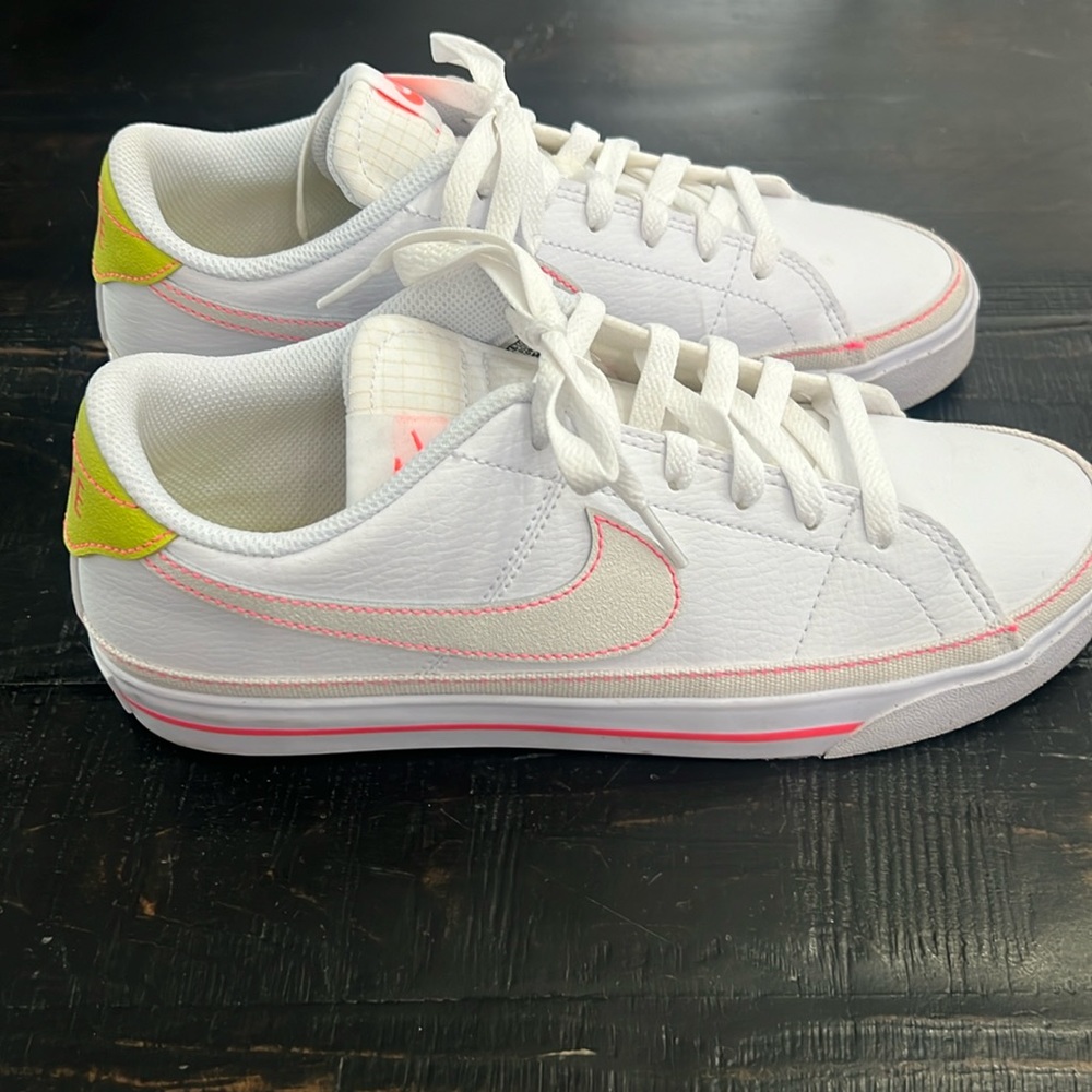 Nike Women’s Court Legacy Next Nature, size 8.5